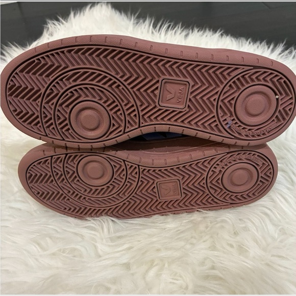 Veja Roraima Nubuck Brown Lavande Mid Sneakers Women's Size 9 - Picture 5 of 5